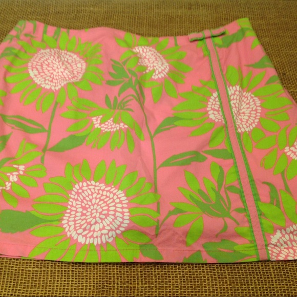 Lilly Pulitzer Skort - Picture 5 of 5